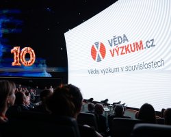 oslava v Planetariu